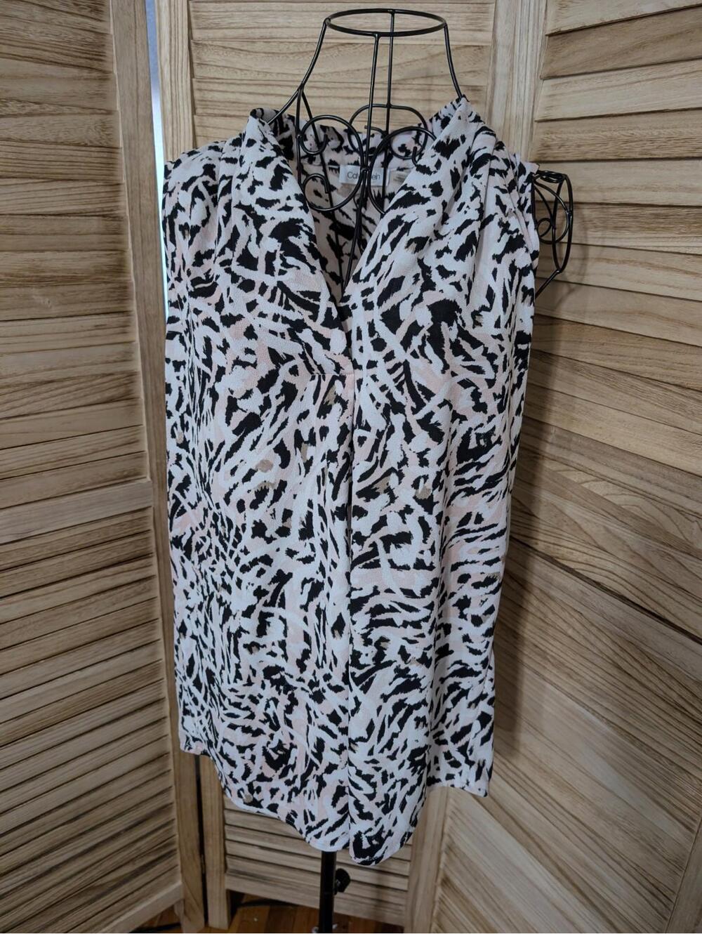 Calvin Klein Top Women's Size Medium Patterned, Business Casual